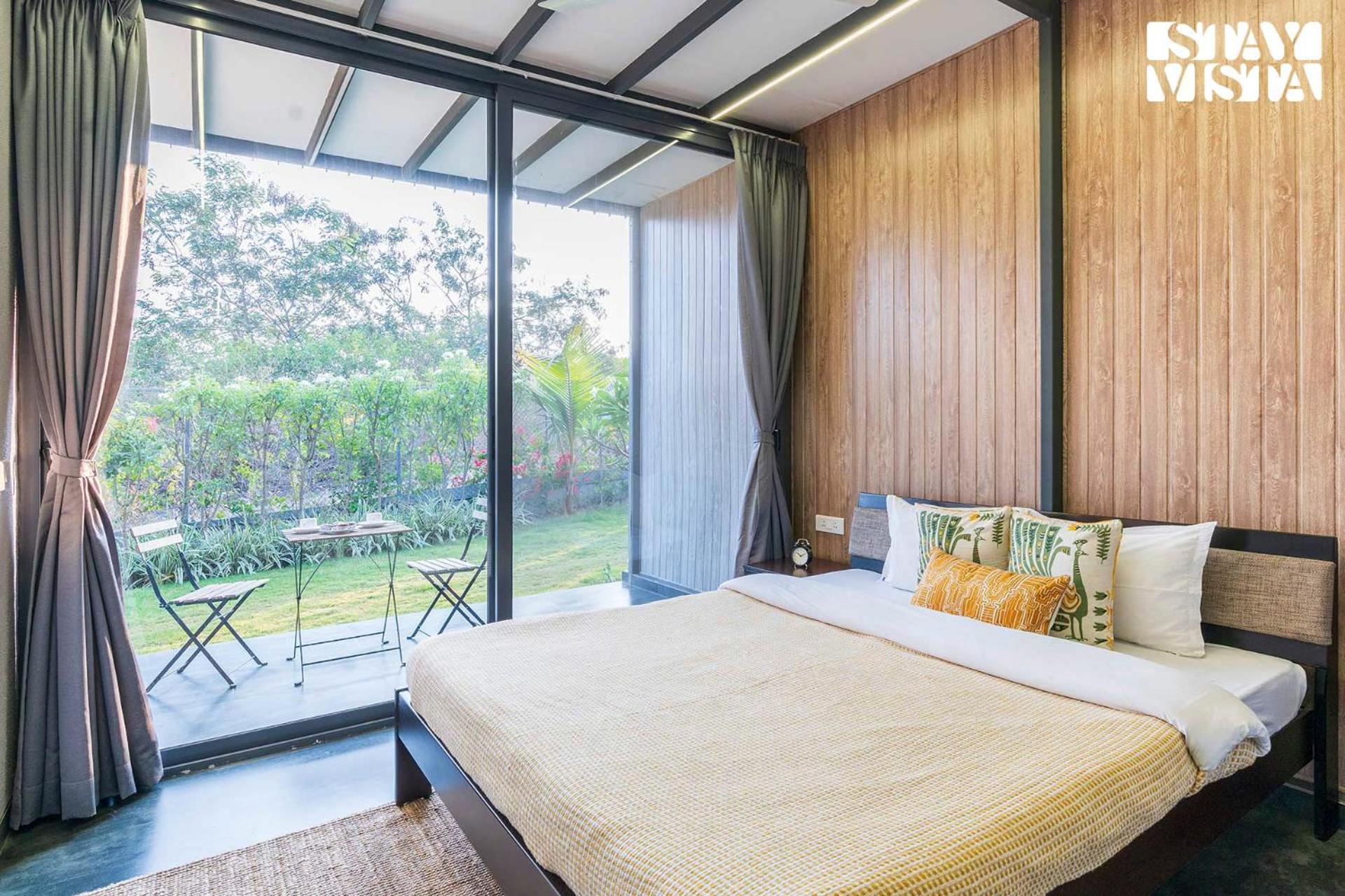 Stayvista'S Celeste Villa - Hill-View Retreat With Infinity Pool Nāsik Eksteriør bilde