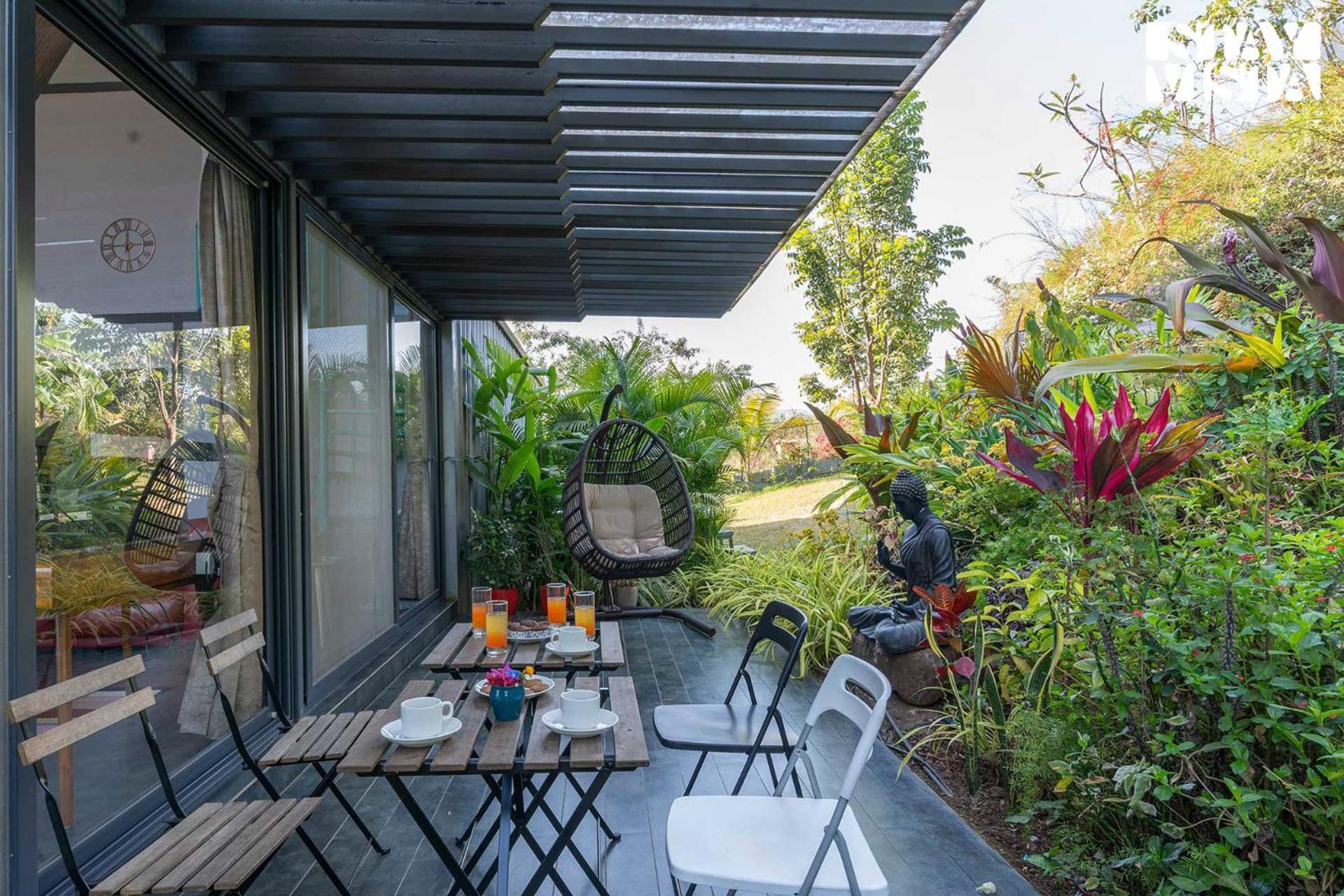 Stayvista'S Celeste Villa - Hill-View Retreat With Infinity Pool Nāsik Eksteriør bilde